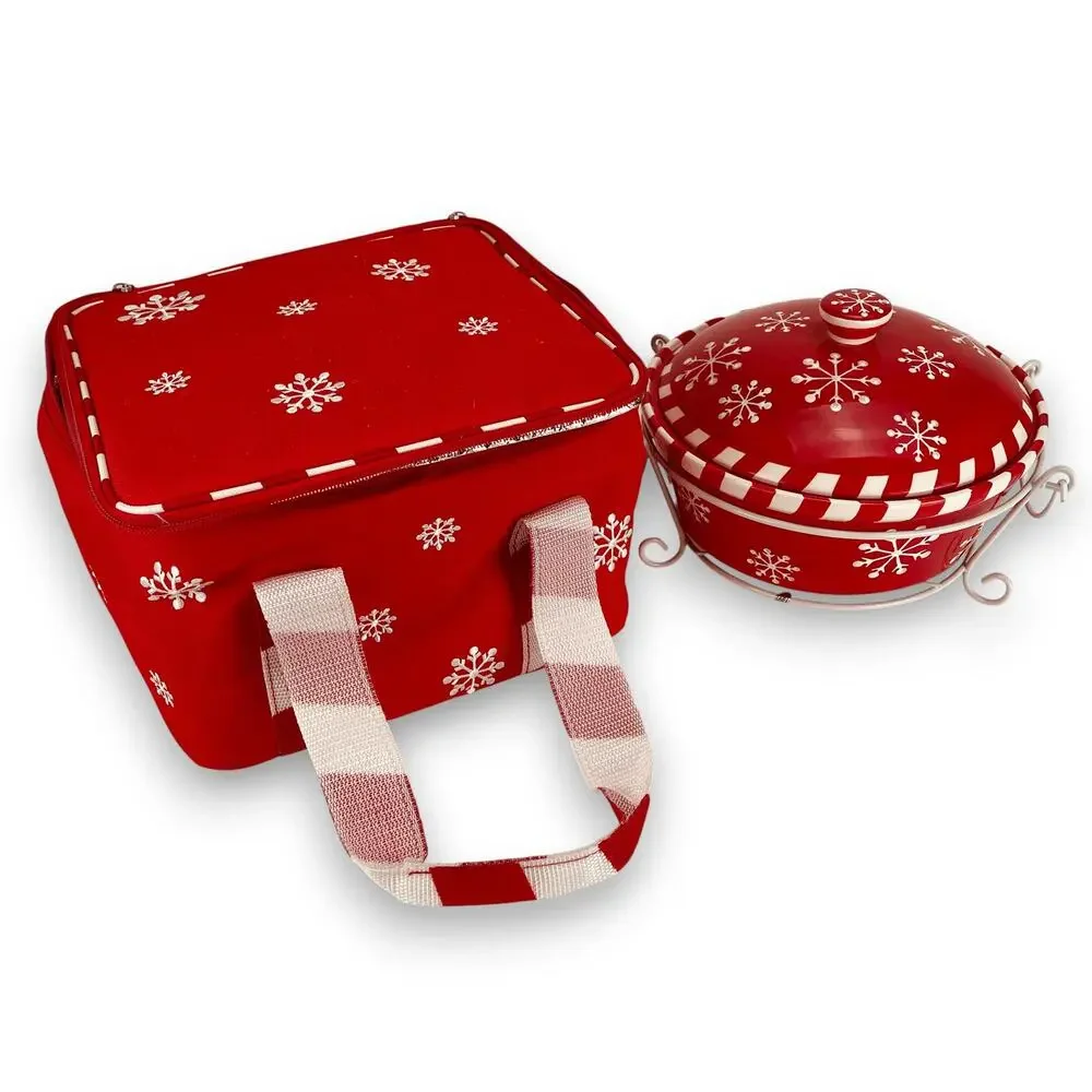 Vintage Temp-Tations Presentable Ovenware by Tara-Snowflake 2 qt. Casserole